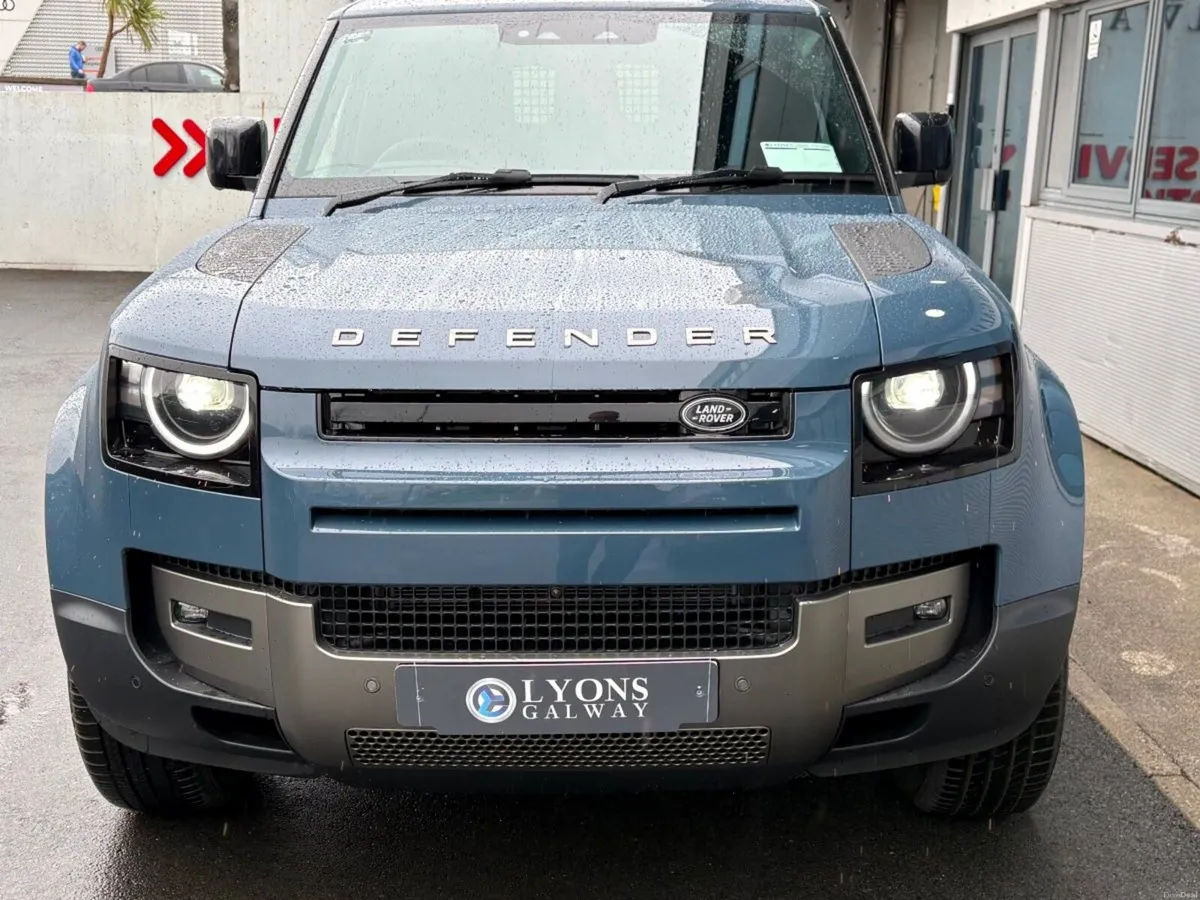 Land Rover Defender Commercial / Great Spec / Vat - Image 3
