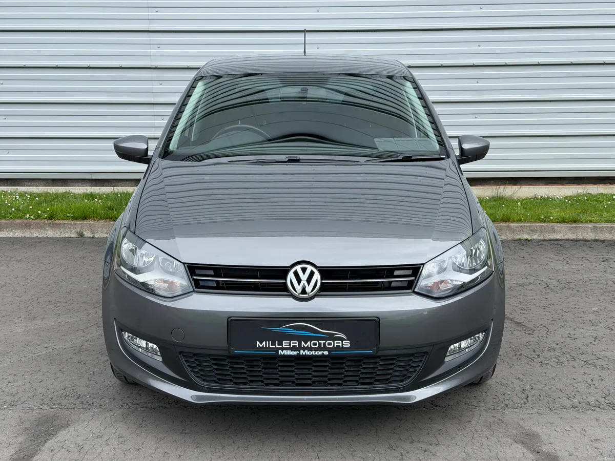 VW Polo 141 1.2L Automatic (Apple car play) - Image 3