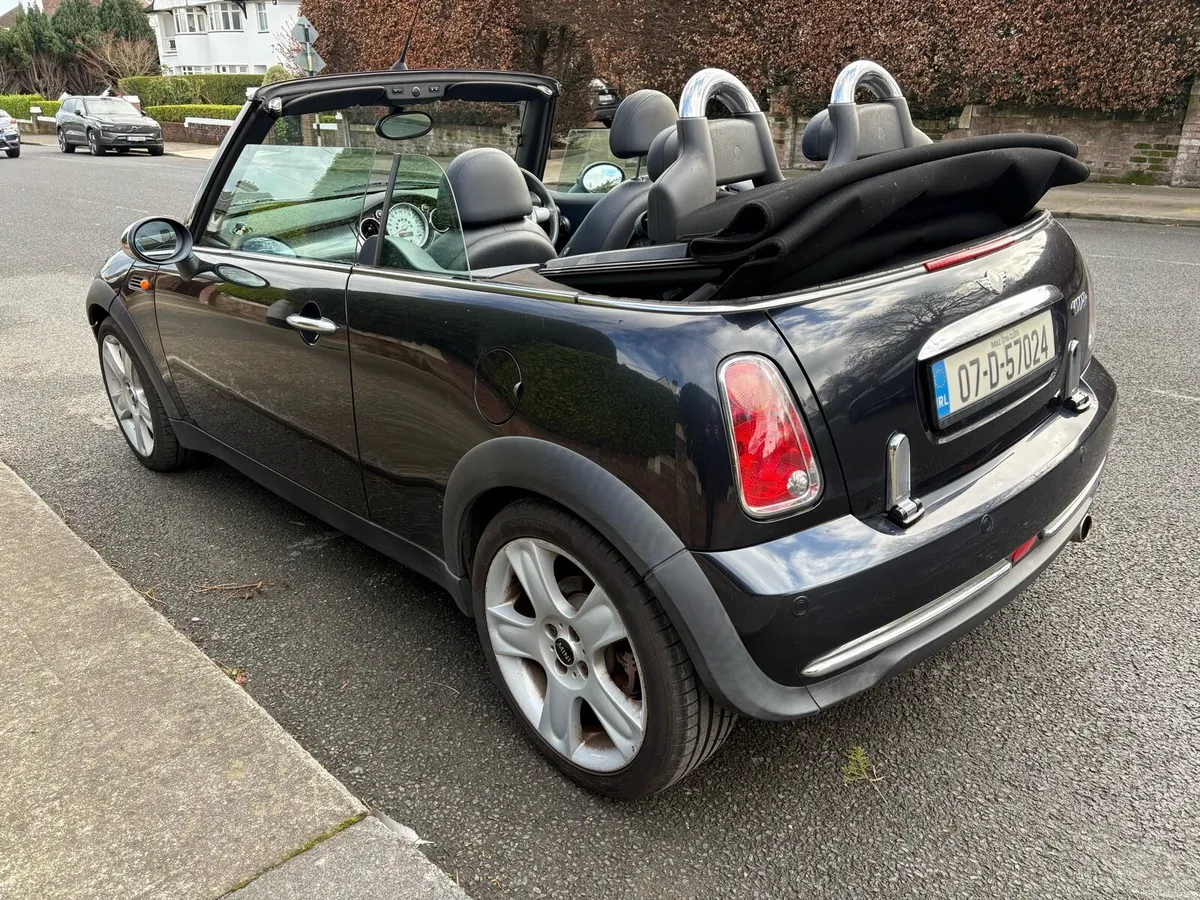 Mini cabriolet 1.6 petrol nctd 09/26 taxed 11/26 - Image 3