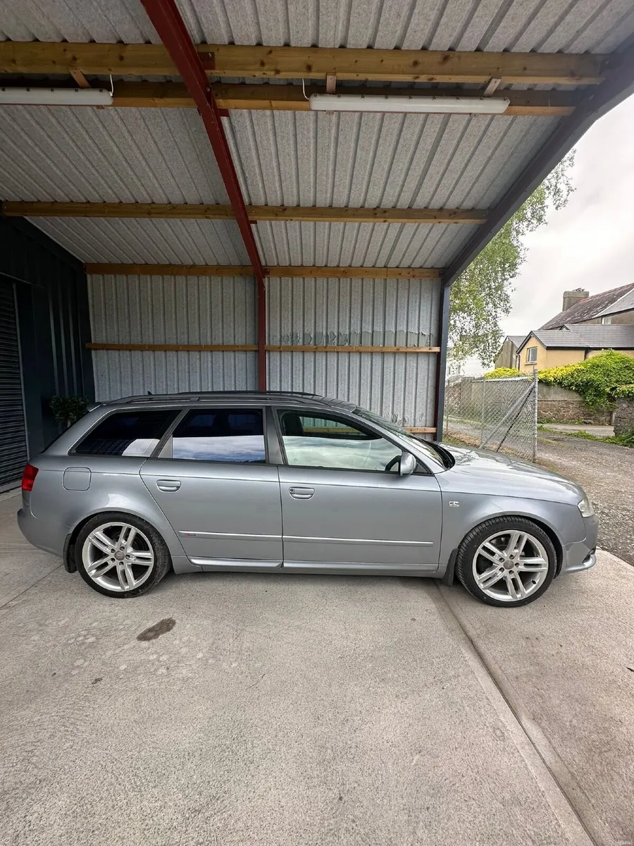 Audi A4 2008 - Image 2