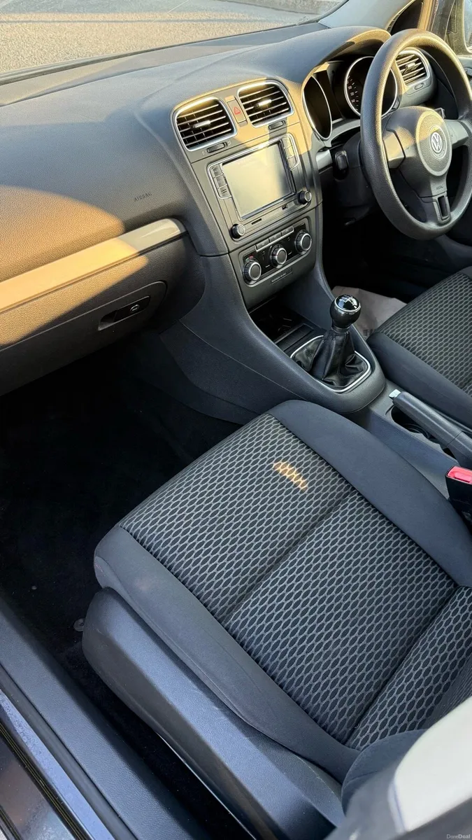 Vw golf 2010 1.6 TDI 120.000 Miles - Image 4