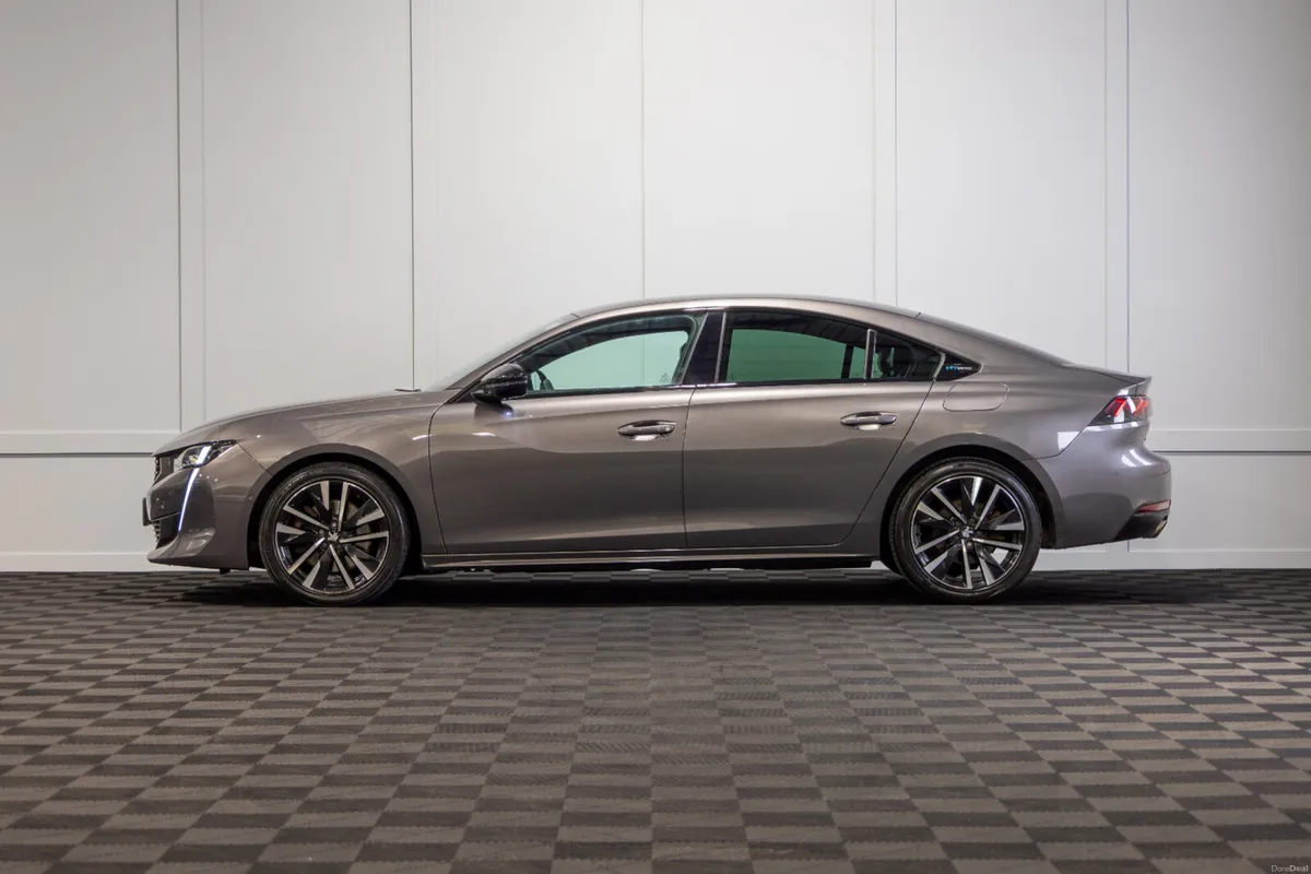 212 Peugeot 508 GT - Image 3