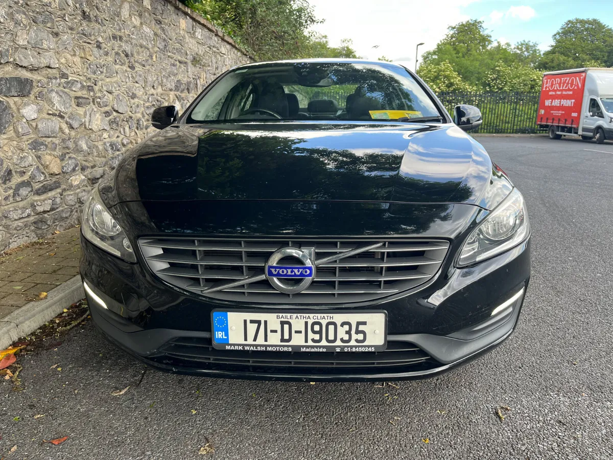 Volvo S60 20172.0 Diesel Full Leather (Belt Done) - Image 4