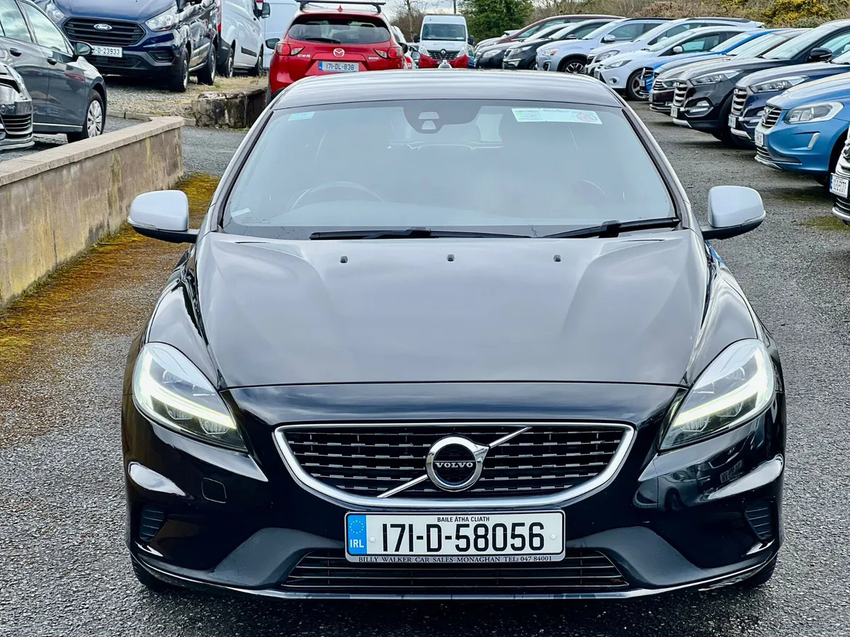 Volvo V40 2017 2.0 petrol R design - Image 2