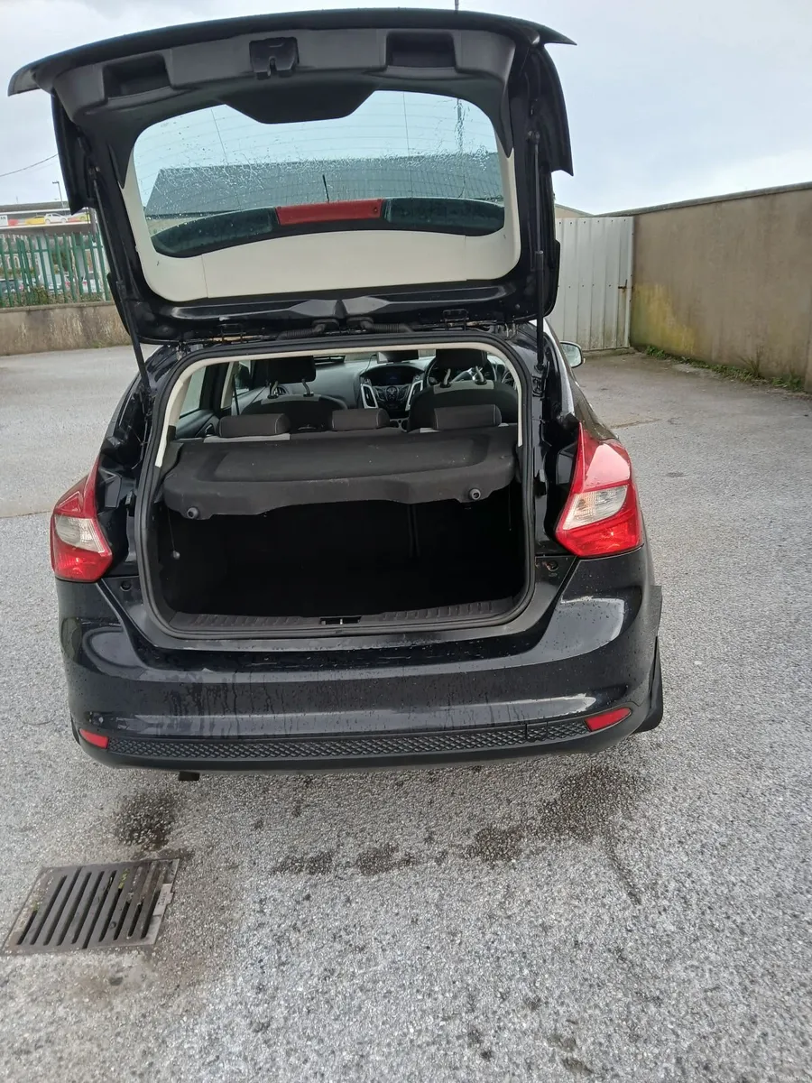 Ford Focus 2012 - Image 1