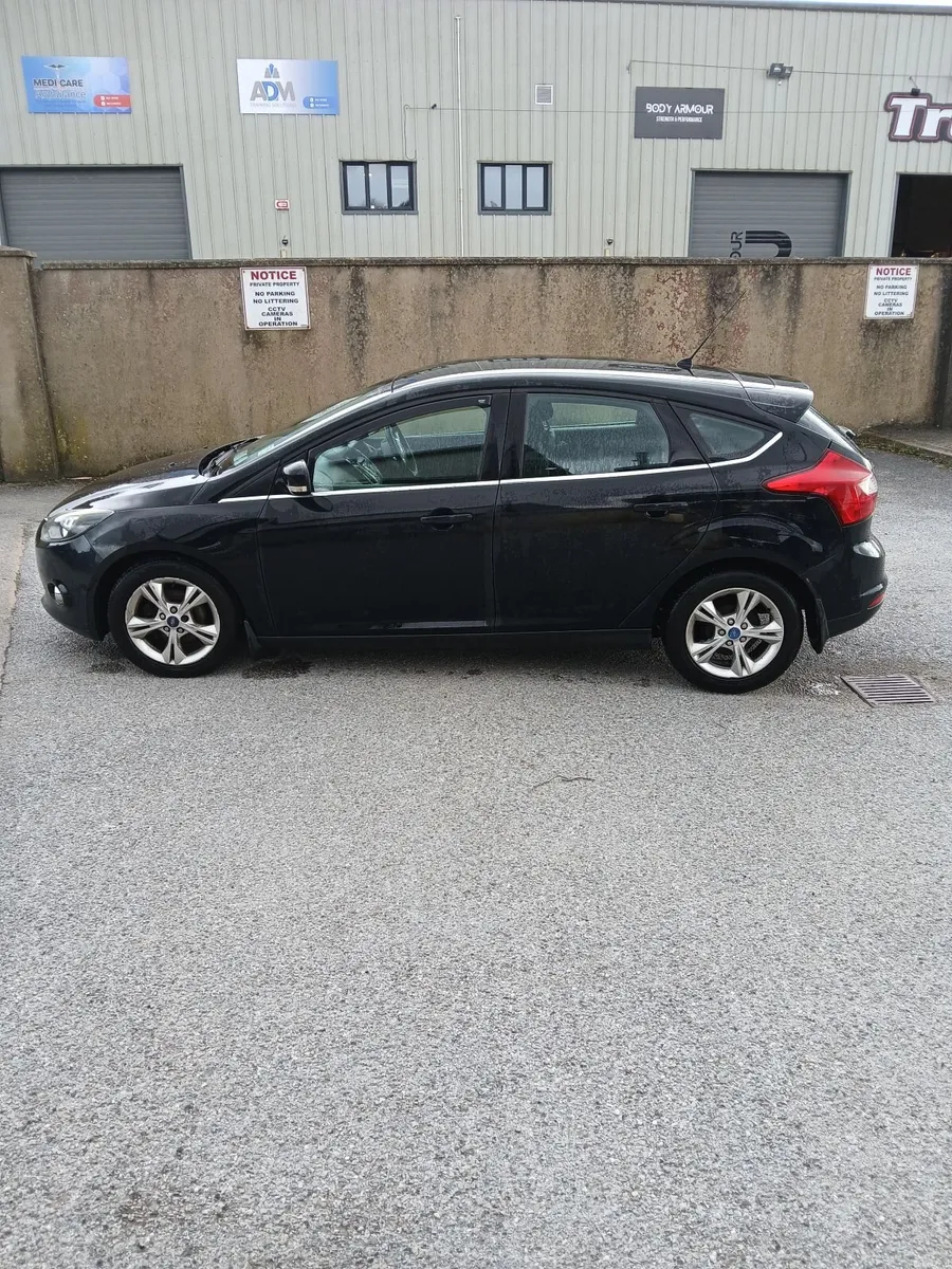Ford Focus 2012 - Image 4