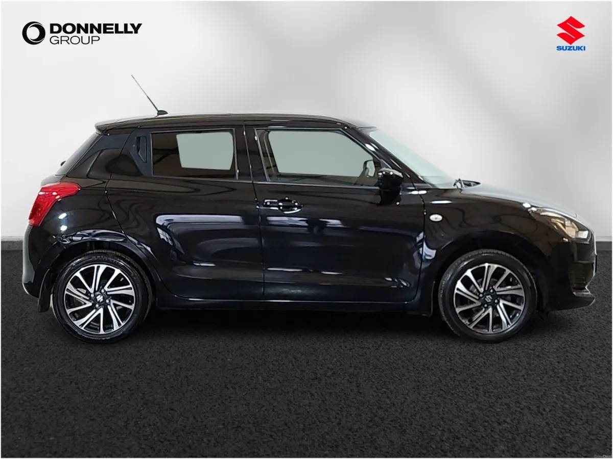 Suzuki Swift Hatchback SZ-L - Image 3