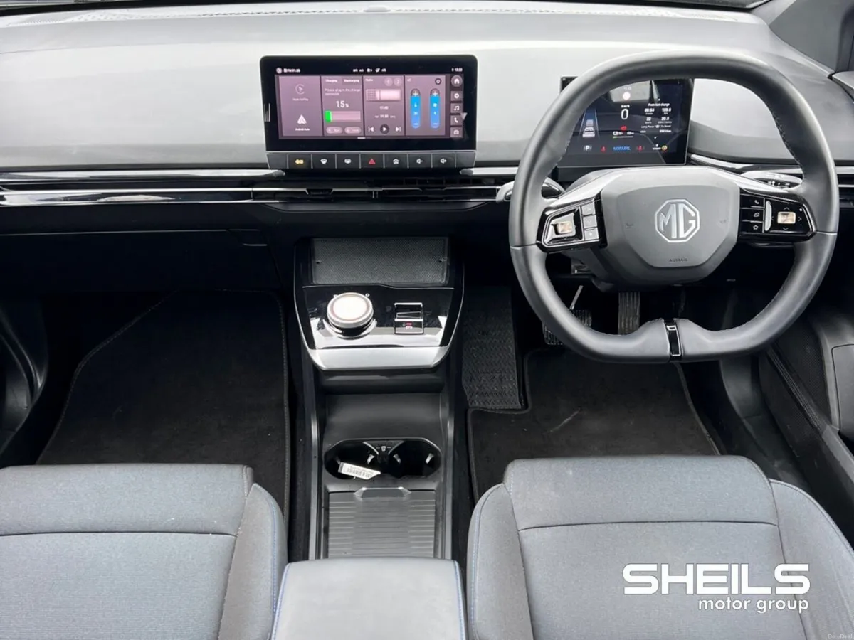 MG MG4 MG4 LR Excite - Image 3