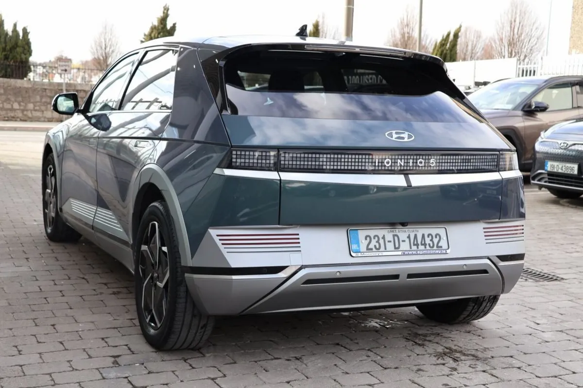 Hyundai IONIQ 5 58kW Premium LE MANAGERS SPECIAL - Image 4