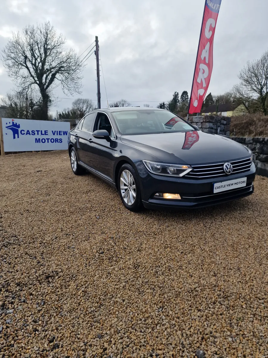 152 VW Passat 2.0 D Highline Bluemotion - Image 1