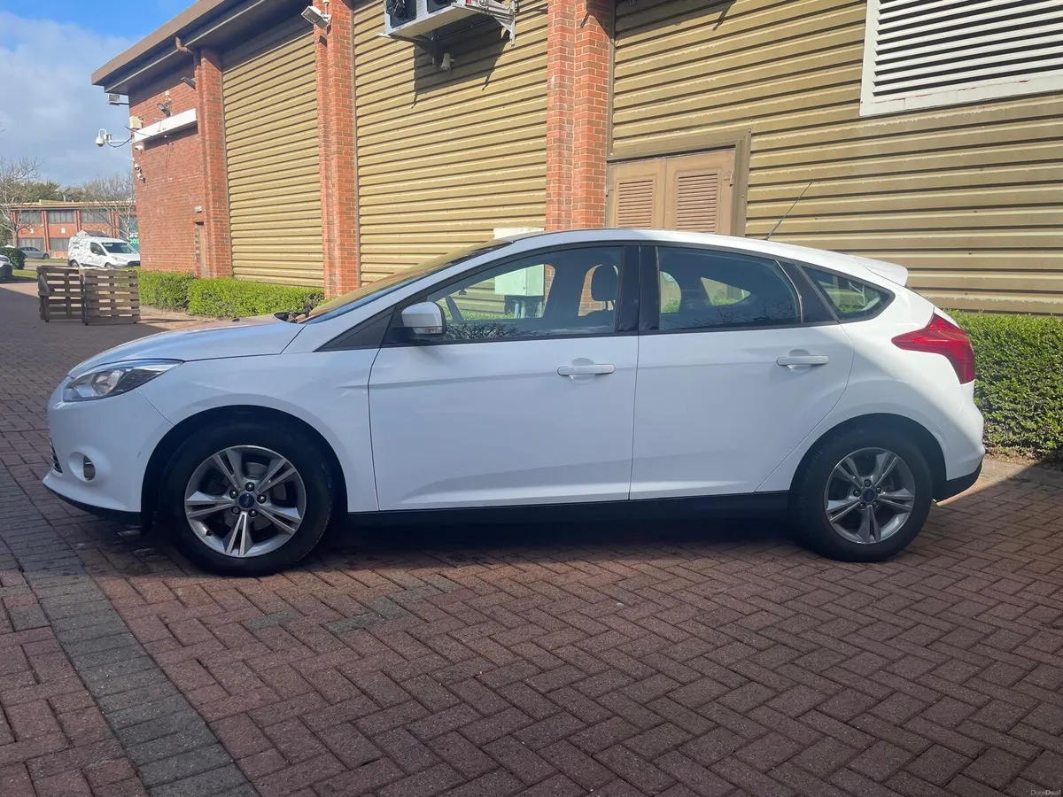 2014 ford focus 1 litre eco boost fresh nct - Image 3