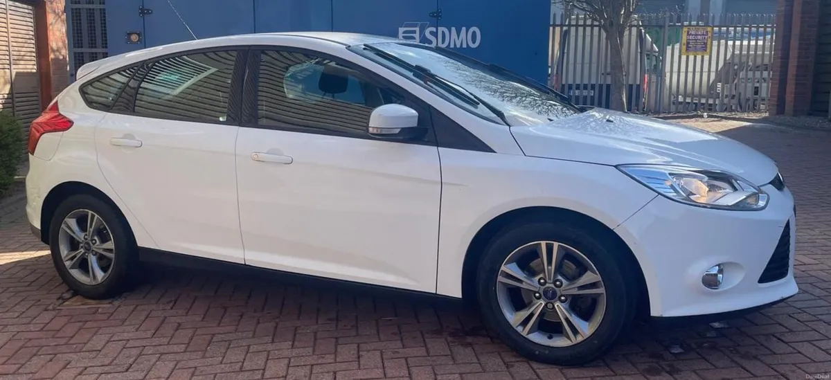 2014 ford focus 1 litre eco boost fresh nct - Image 1