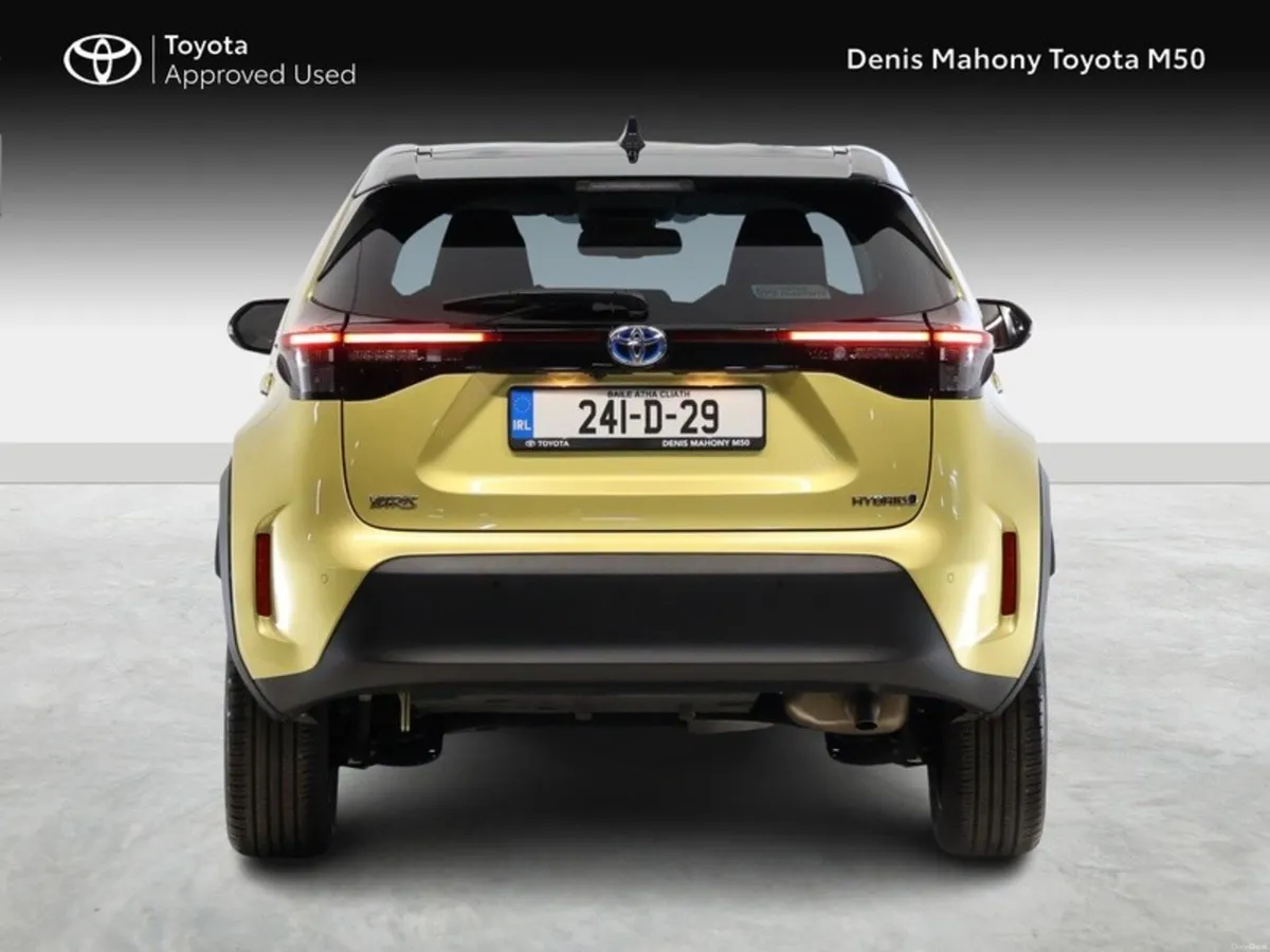 Toyota Yaris Cross Sol Hybrid - Image 4