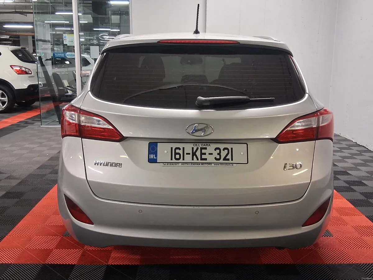 2016 Hyundai i30 TOURER - Image 4