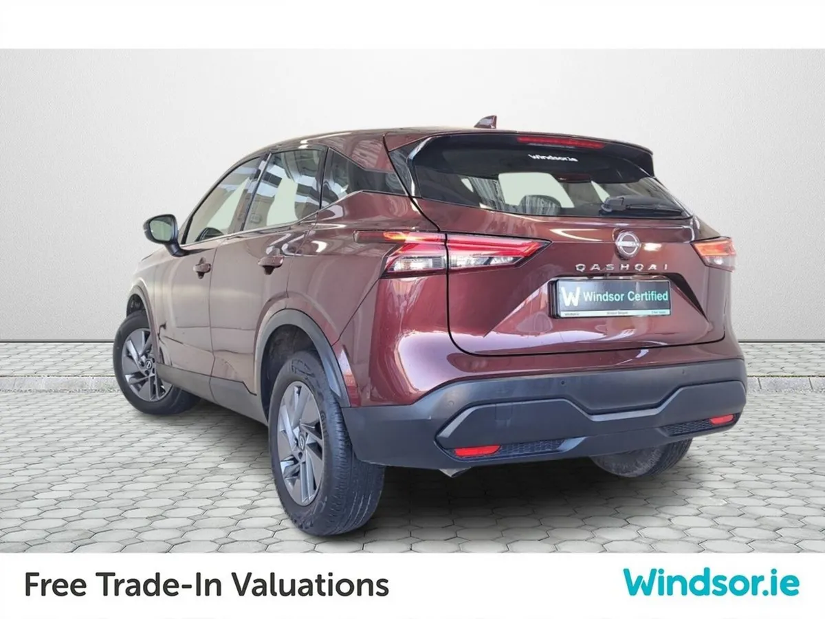 Nissan Qashqai 1.3 PET MILD HYBRID SV €3000 Scrapp - Image 3