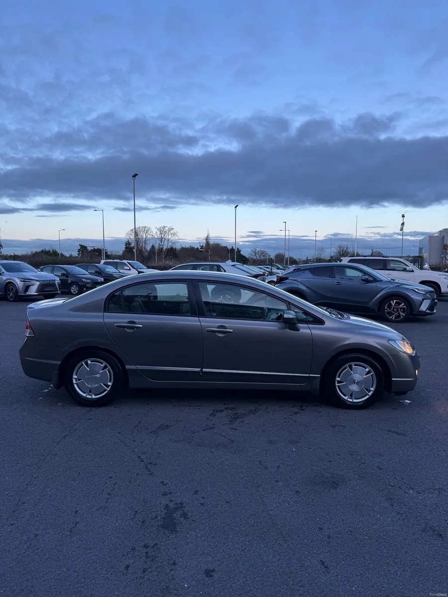 Honda civic 1.3 hybrid - Image 3