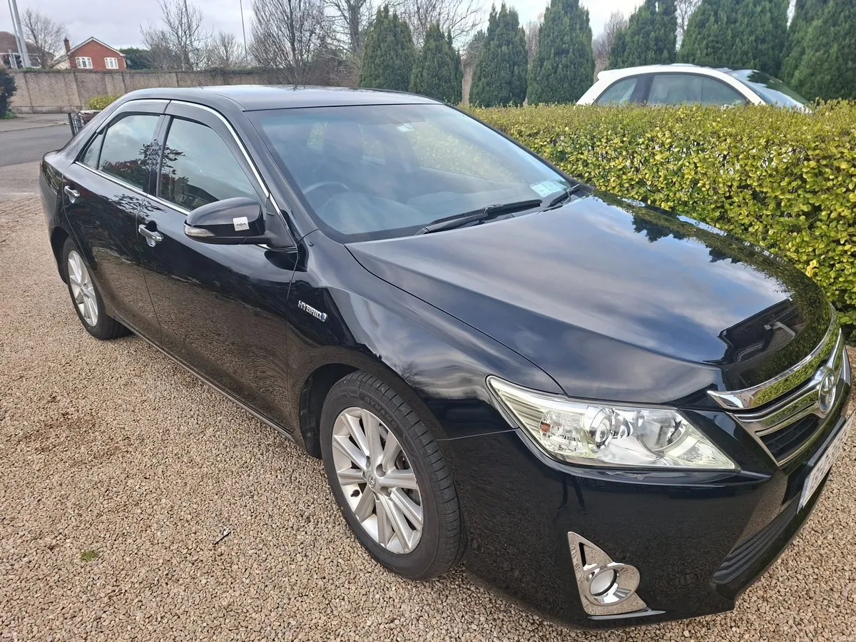 Toyota Camry 2013 - Image 1