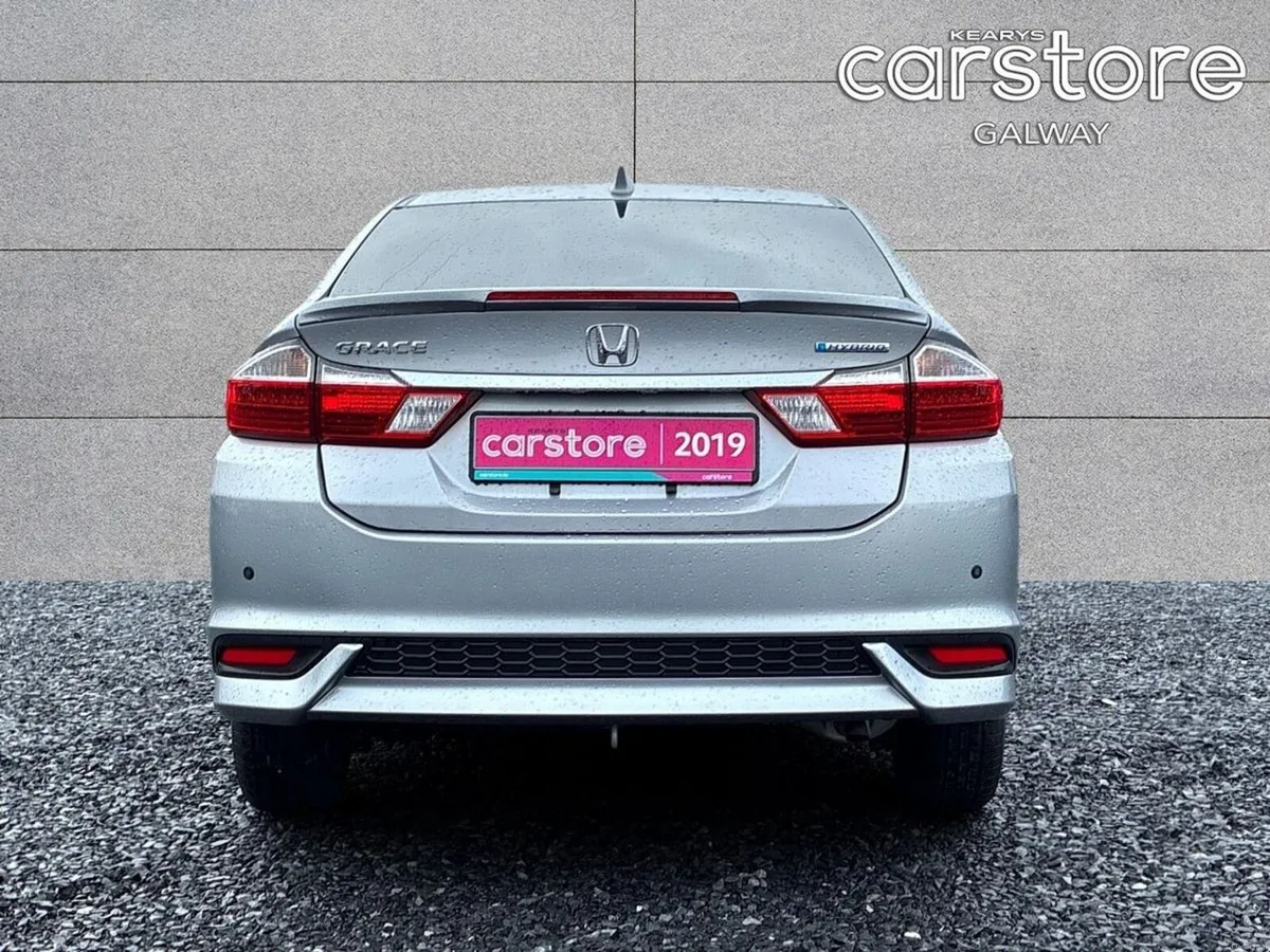 Honda Grace Hybrid 1.5 AUTO Silver - Image 4