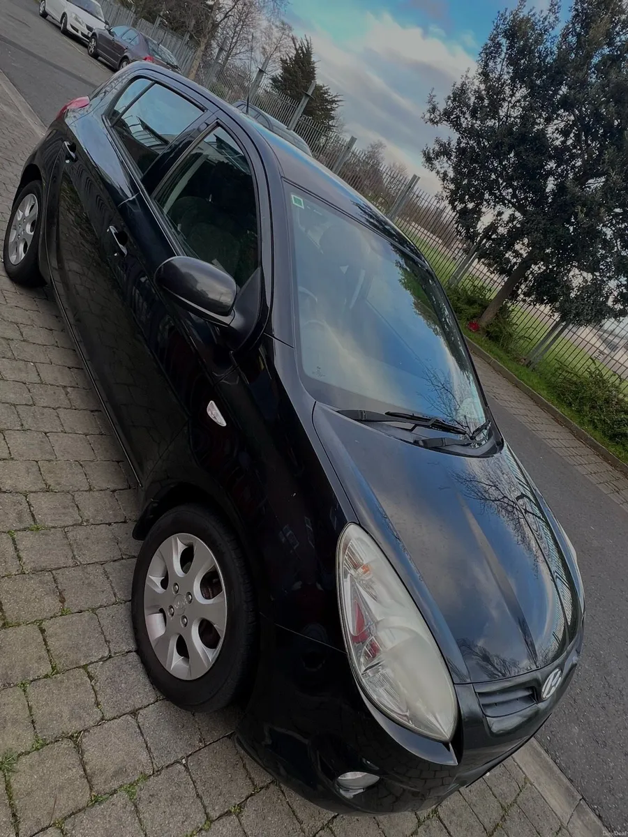 Hyundai I20 2009 - Image 2