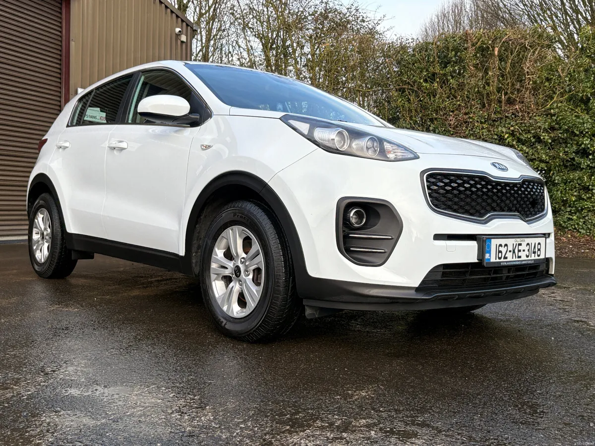 Kia Sportage 2016 IN PRISTINE CONDITION 97000MILES - Image 4
