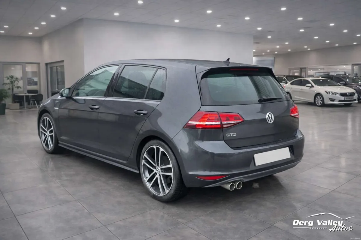 VOLKSWAGEN GOLF 2.0 Golf GTD 5dr - Image 3