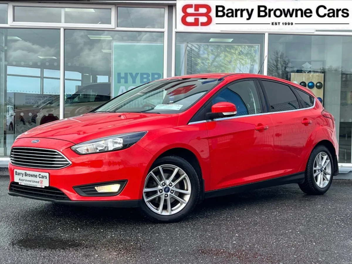 Ford Focus 1.5 TDCI ZETEC 120PS 5DR - Image 1