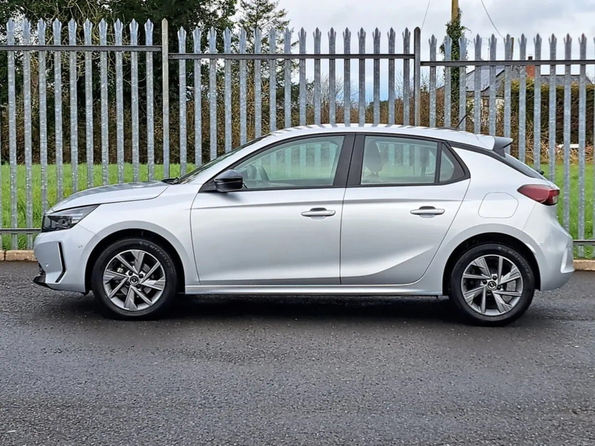 Opel Corsa ELEGANCE 1.2 75BHP **REVERSING CAMERA** - Image 6