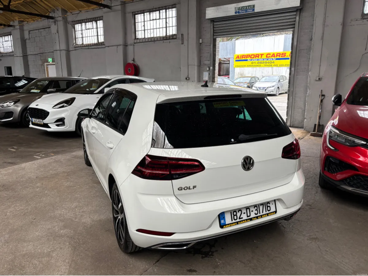 Volkswagen Golf 1.4 TSI Automatic Hi Line - Image 2