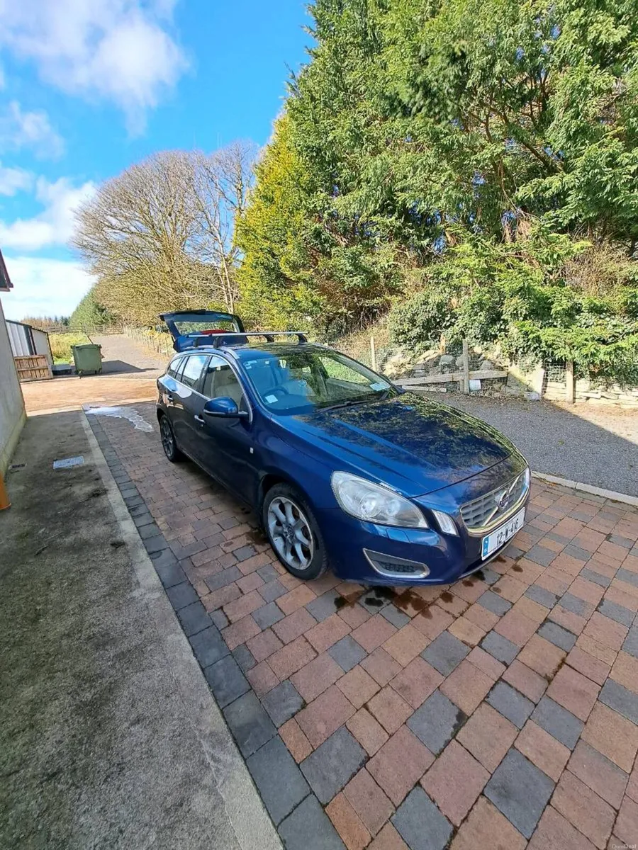 Volvo V60 2012 1.6 - Image 1