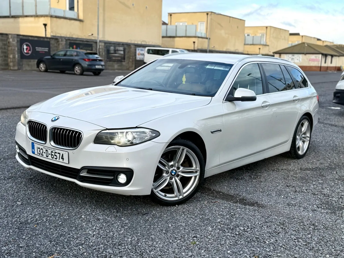 132 Bmw F11 Facelift White Pearl - Image 2
