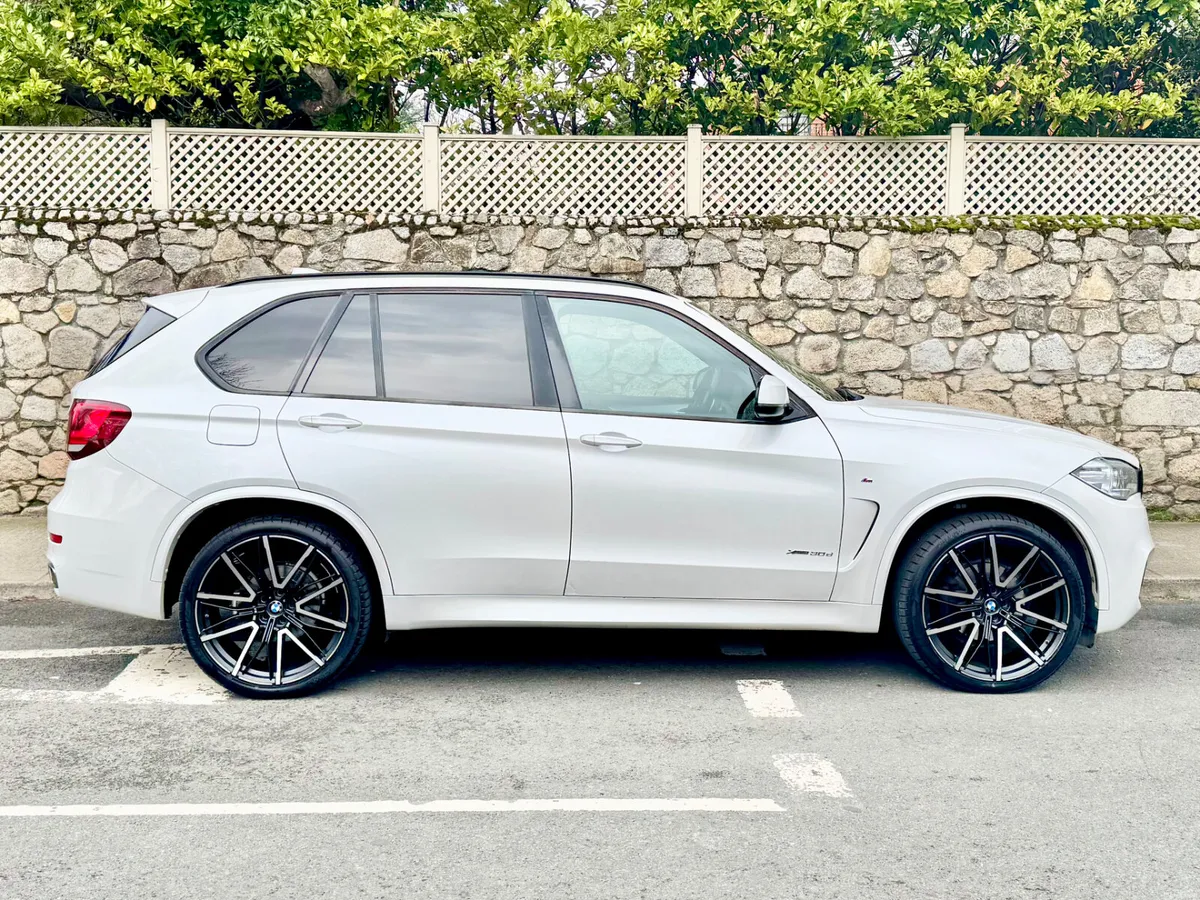 BMW X5 2016!! 40D M-SPORT!!7 SEATER!! PANROOF!! - Image 3