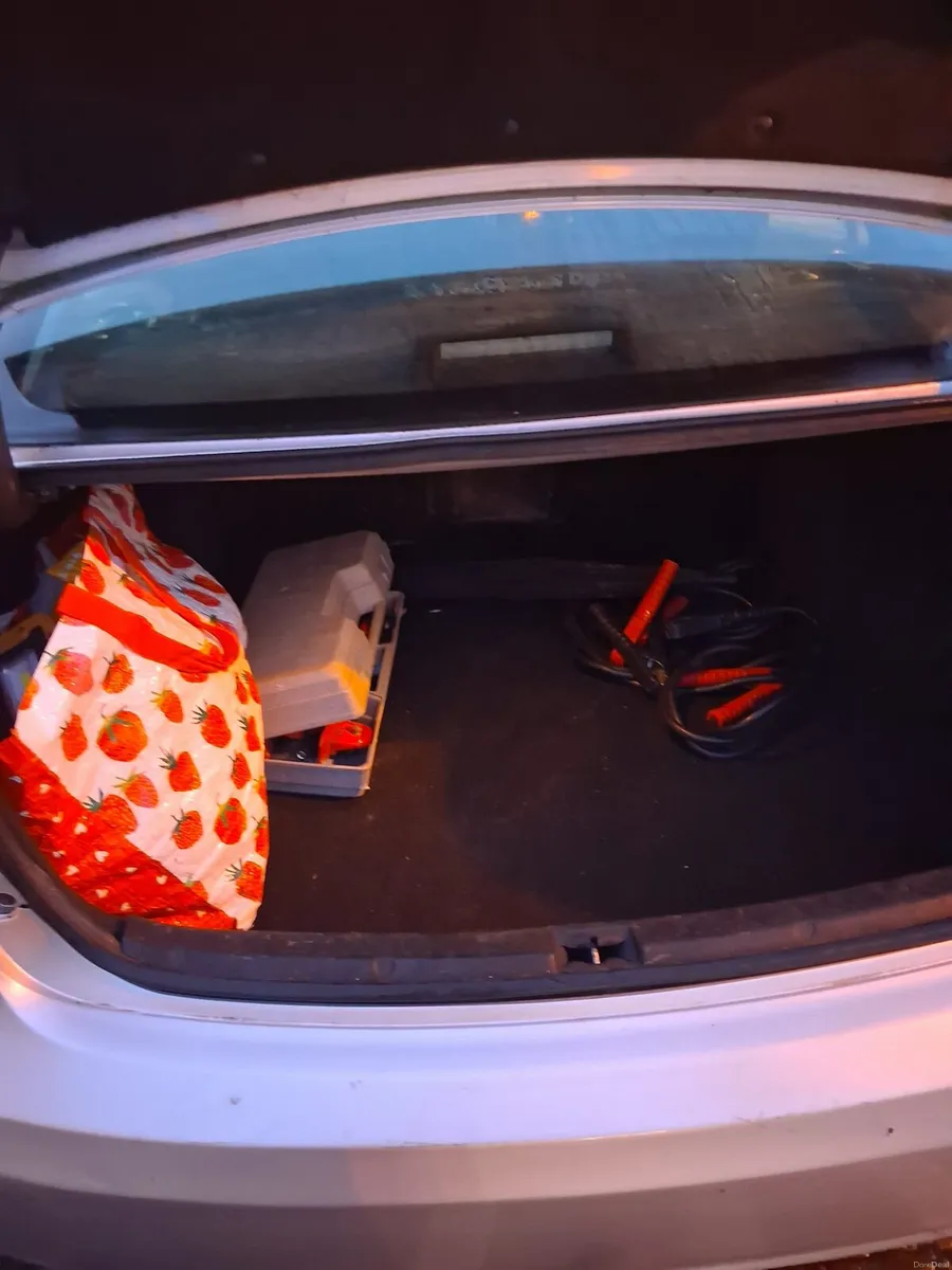 Toyota Avensis - Image 3