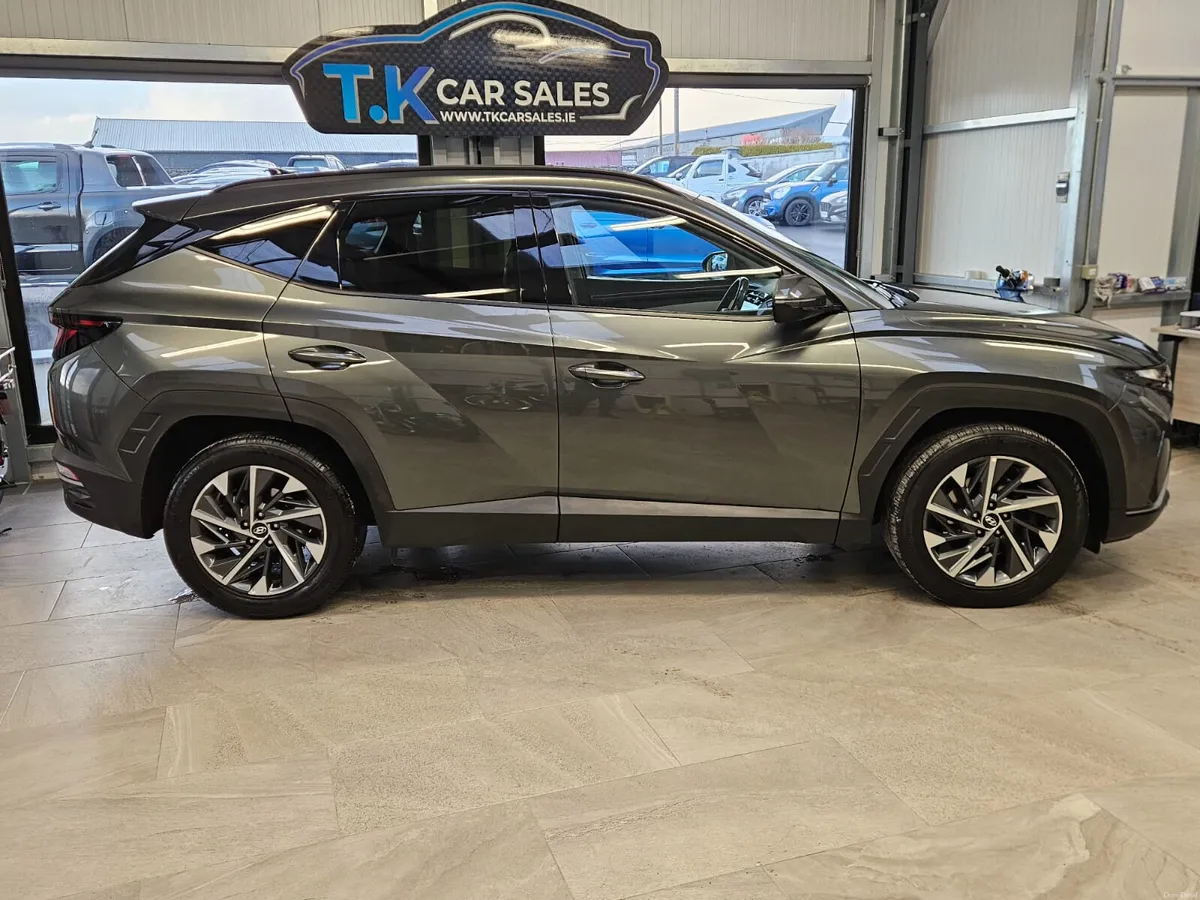 222 HYUNDAI TUCSON - Image 2