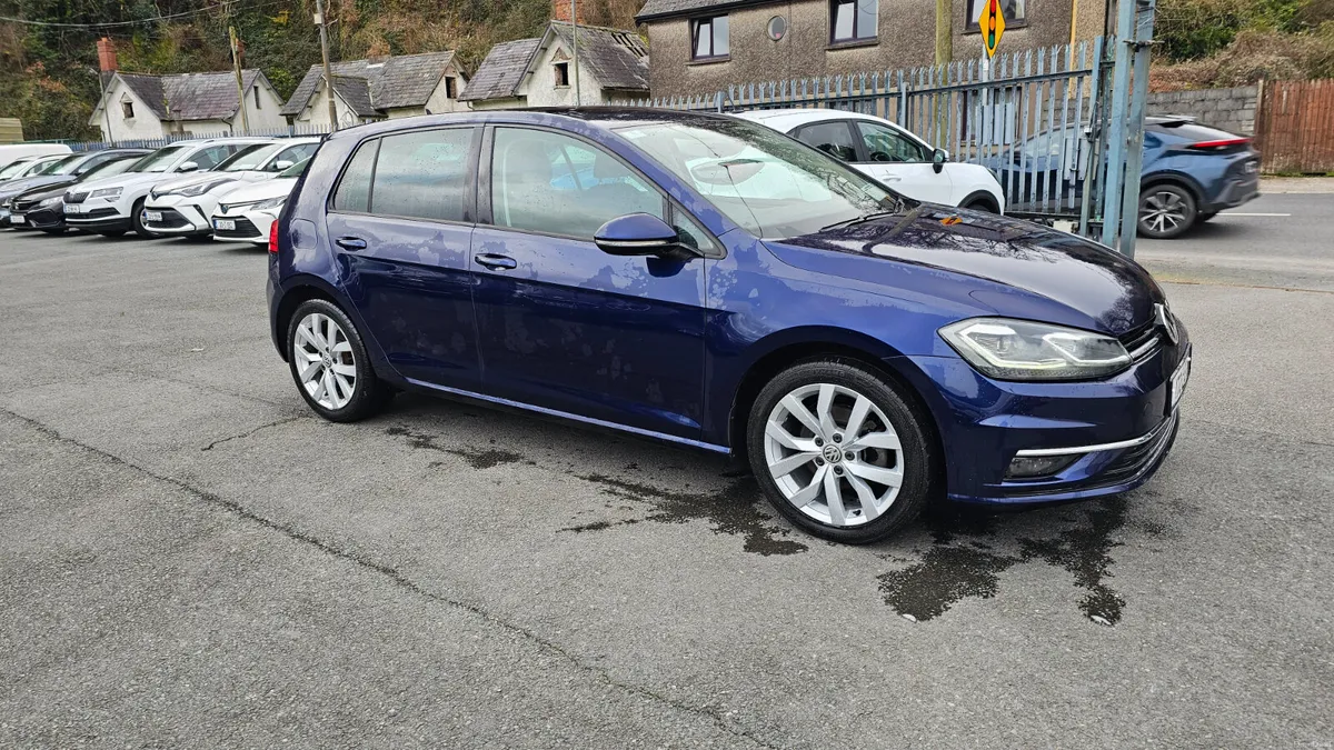 Volkswagen Golf 2017 1.4 TSI DSG HIGHLINE - Image 2