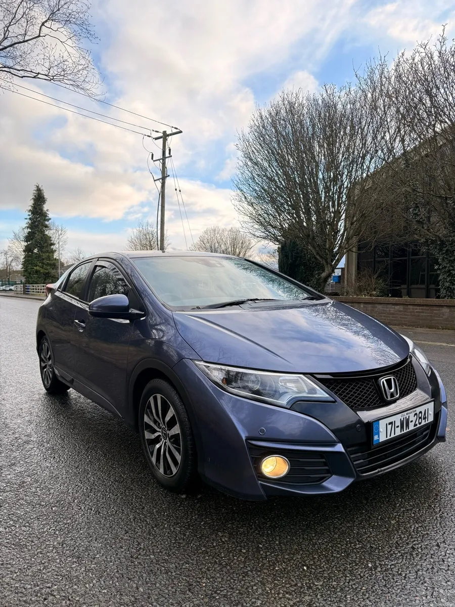 2017 Honda Civic 1.6 Low Mileage - Image 6