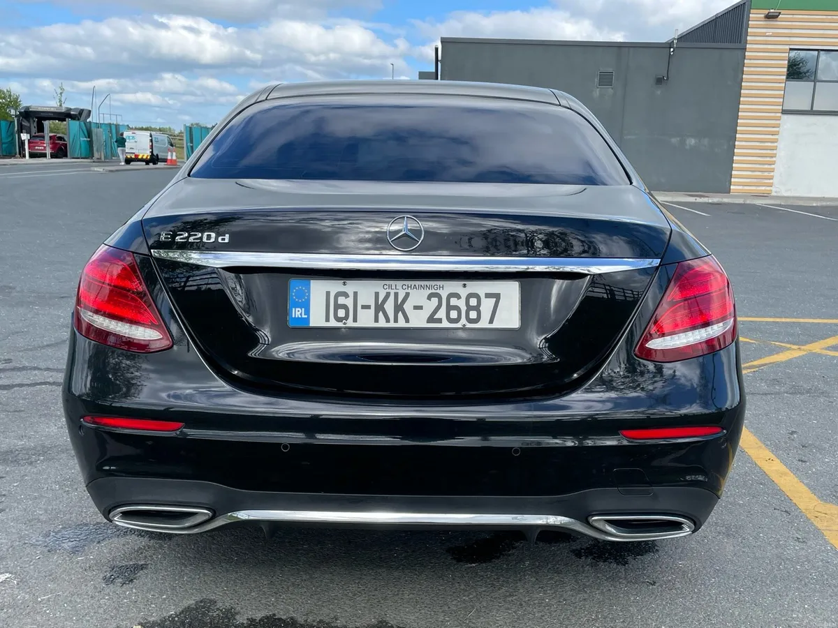 Mercedes E220 AMG Line - Image 3
