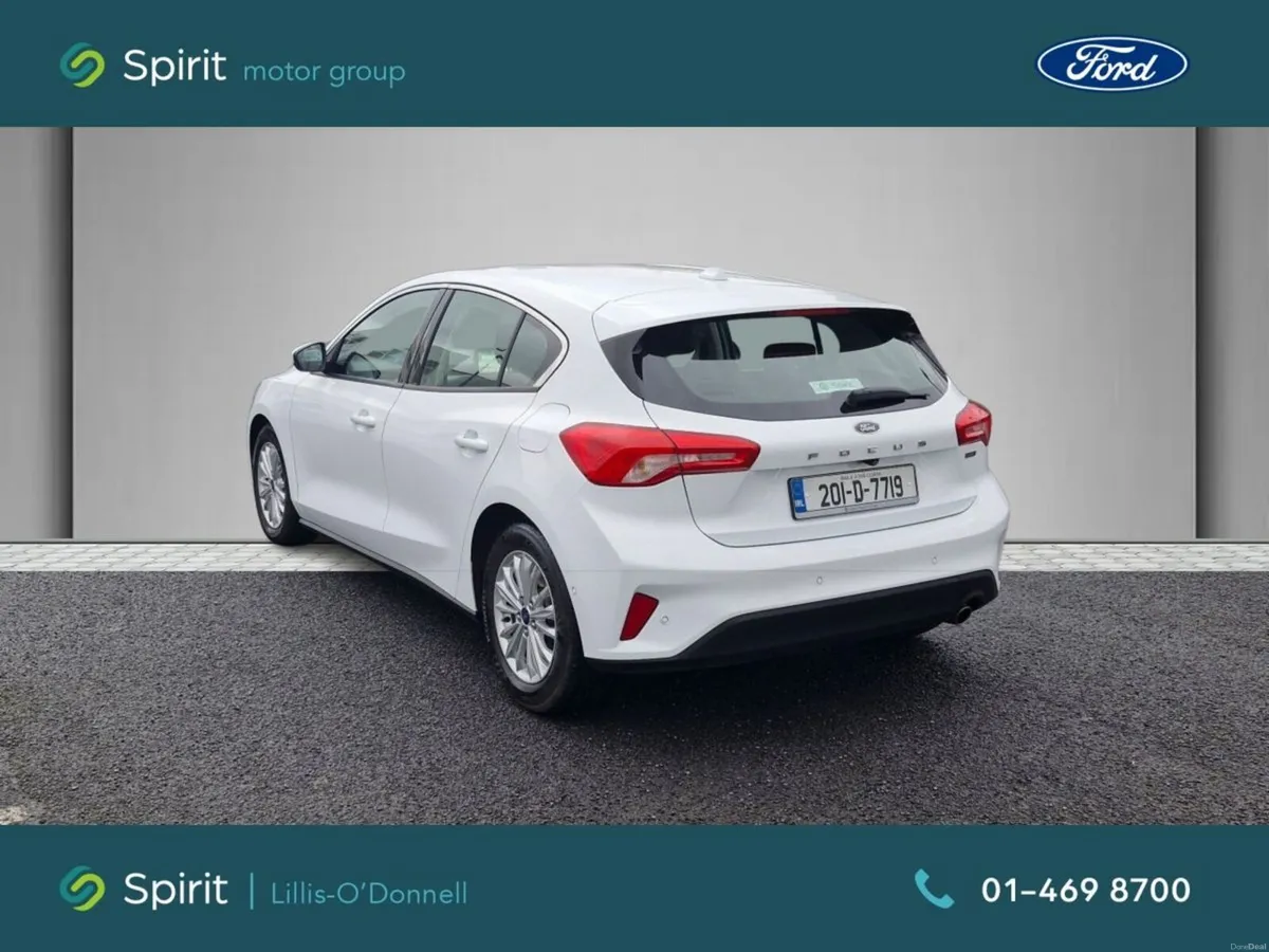 Ford Focus 1.0 Ecoboost 125PS Titanium - Image 2