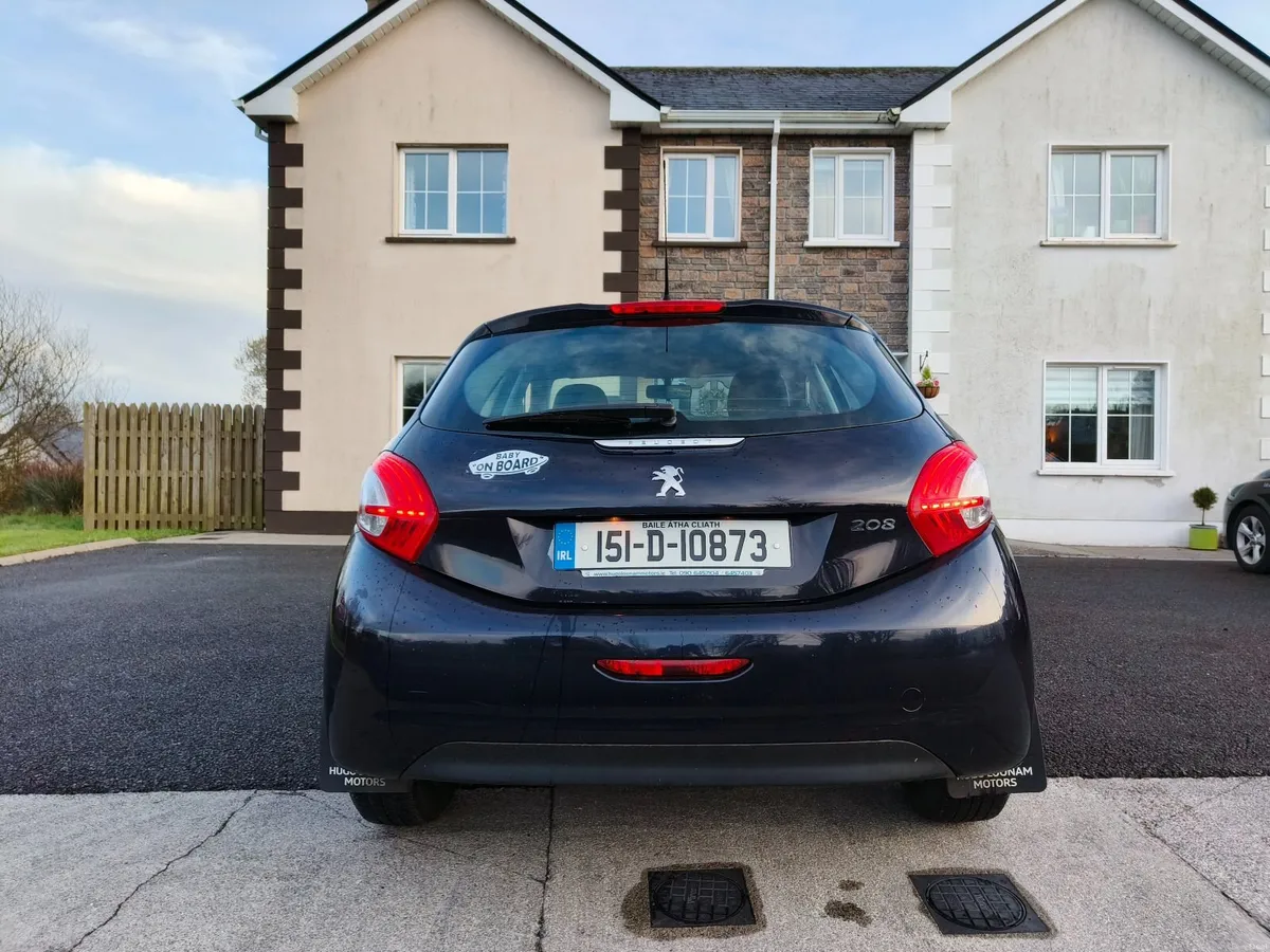 Peugeot 208 2015 - Image 2