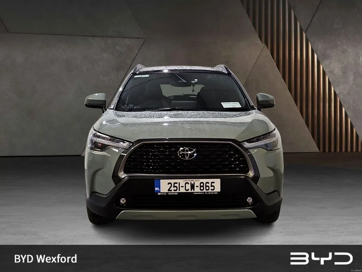 Toyota Corolla Cross 1.8 Hybrid Luna - Image 2