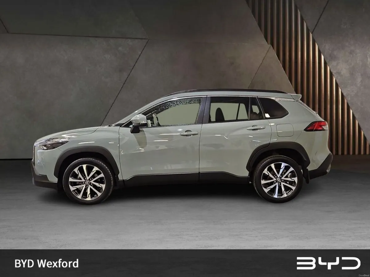 Toyota Corolla Cross 1.8 Hybrid Luna - Image 4