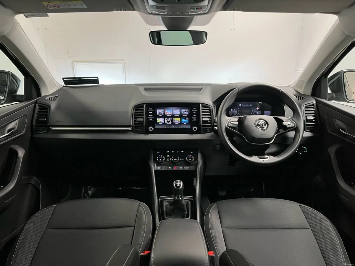 Skoda Karoq Selection 2.0TDI 115BHP - Reversing Ca - Image 4