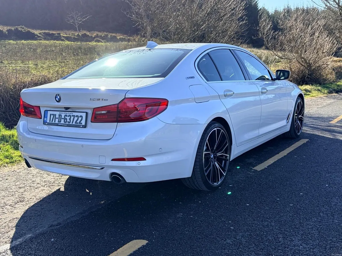 BMW 5-Series 2017 - Image 1