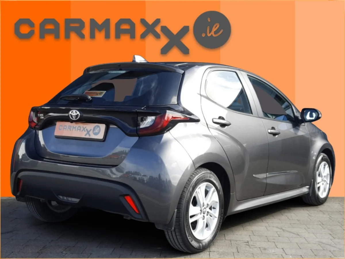 Toyota Yaris 1.0 5DR LUNA - WAS €17,950 NOW €16,95 - Image 4