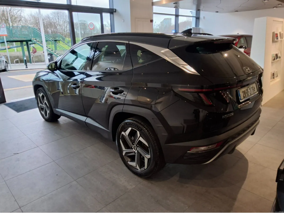 Hyundai Tucson EXECUTIVE PLUS HYBRID - Only 23,000 - Image 3