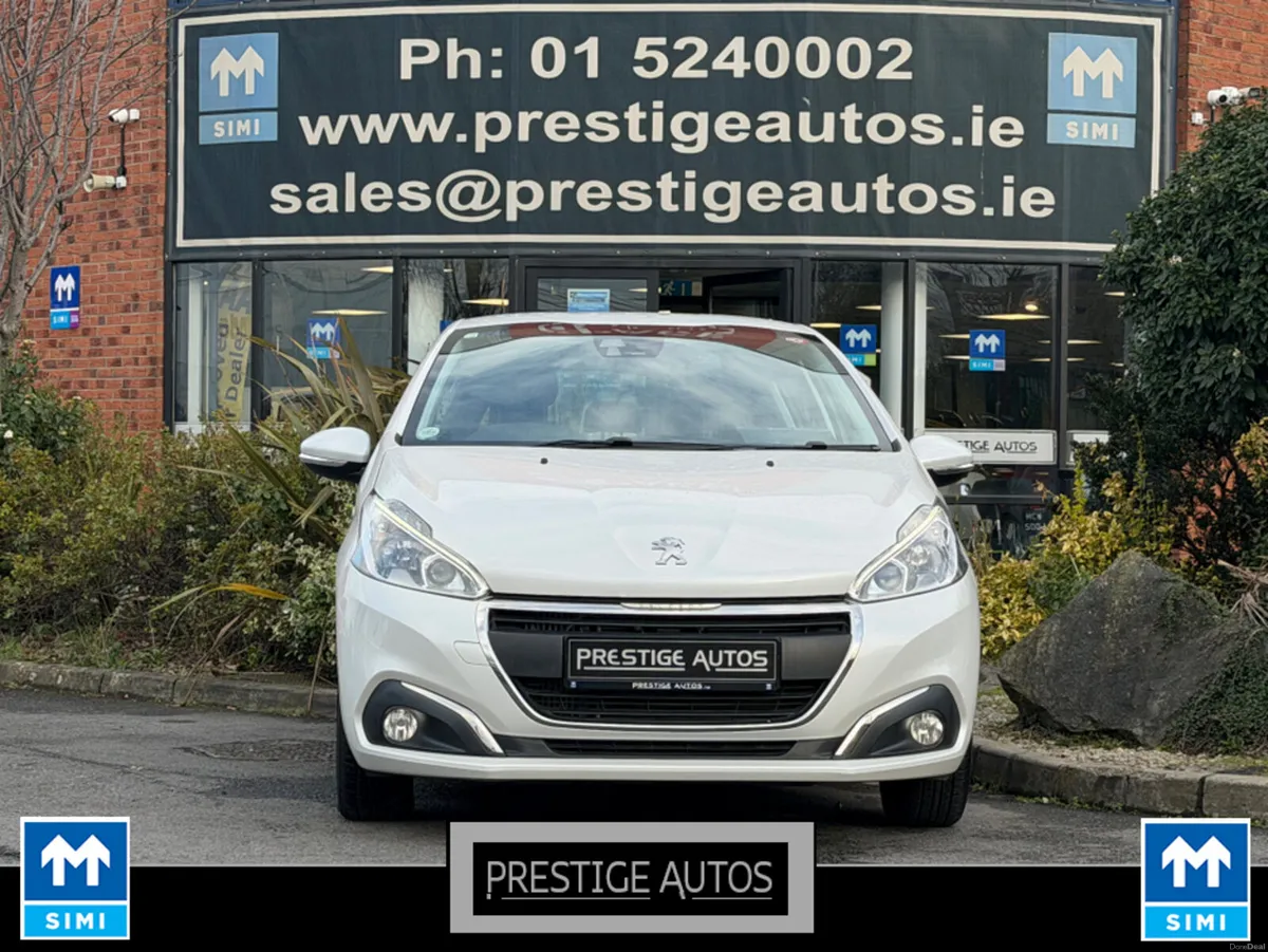 Peugeot 208 1.2 PETROL AUTO ONLY 20000 KLM *CAR ID - Image 2
