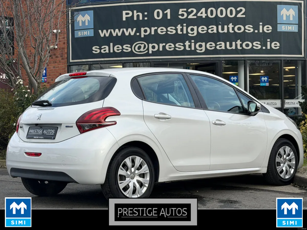 Peugeot 208 1.2 PETROL AUTO ONLY 20000 KLM *CAR ID - Image 4