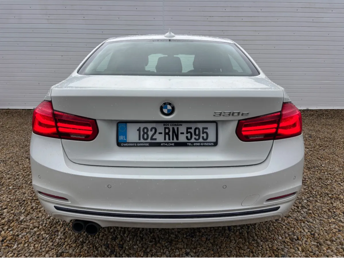 BMW 3-Series F30 330E SPORT  AUTO - Image 5