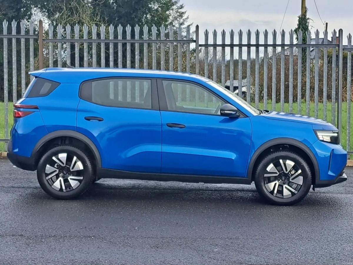 Opel Frontera ELEGANCE 1.2TURBO 110BHP MILD HYBRID - Image 3