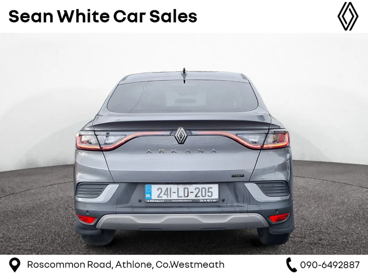 Renault Arkana TECHNO E-TECH HYBRID 14 - Image 6