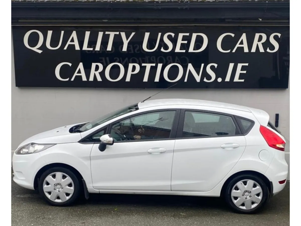 Ford Fiesta 1.25 EDGE 82PS 5DR ARGENTO//JUST SERVI - Image 2